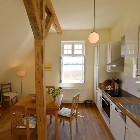 Apartment 5 Mit Seeblick Fuer 4 Personen