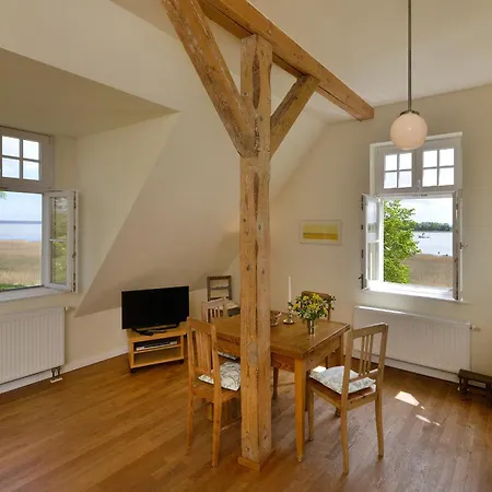 Apartament 5 Mit Seeblick Fuer 4 Personen