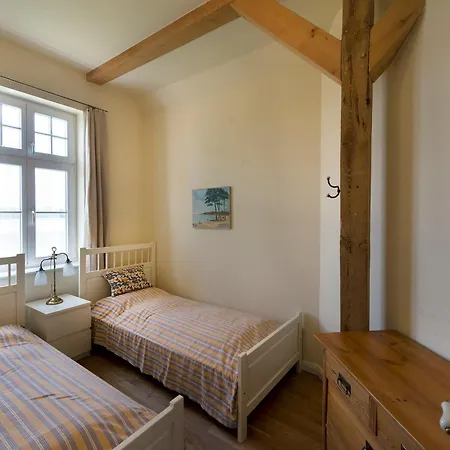 5 Mit Seeblick Fuer 4 Personen Apartament